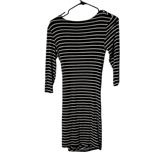 Le Château,faux wrap B&W dress S, NEW! surplice striped,pleats,ruching,stretchy - Picture 2 of 13